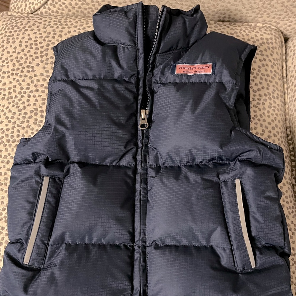 Vineyard vines puffer vest navy blue 4T Excellent Condition